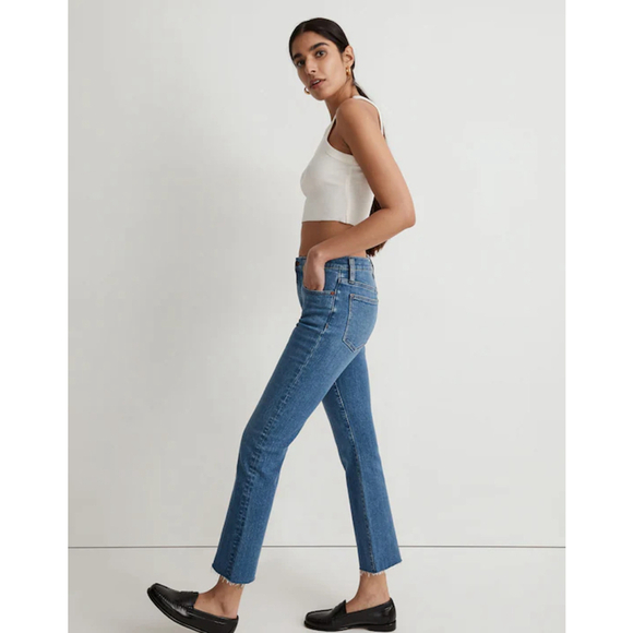Madewell Mid-Rise Kick Out Jeans - Picture 2 of 11